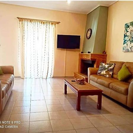 Ferienwohnung Ομορφο Διαμέρισμα Κοντά Στο Σταθμό Δουκίσσης Πλακεντίας Athen Exterior foto